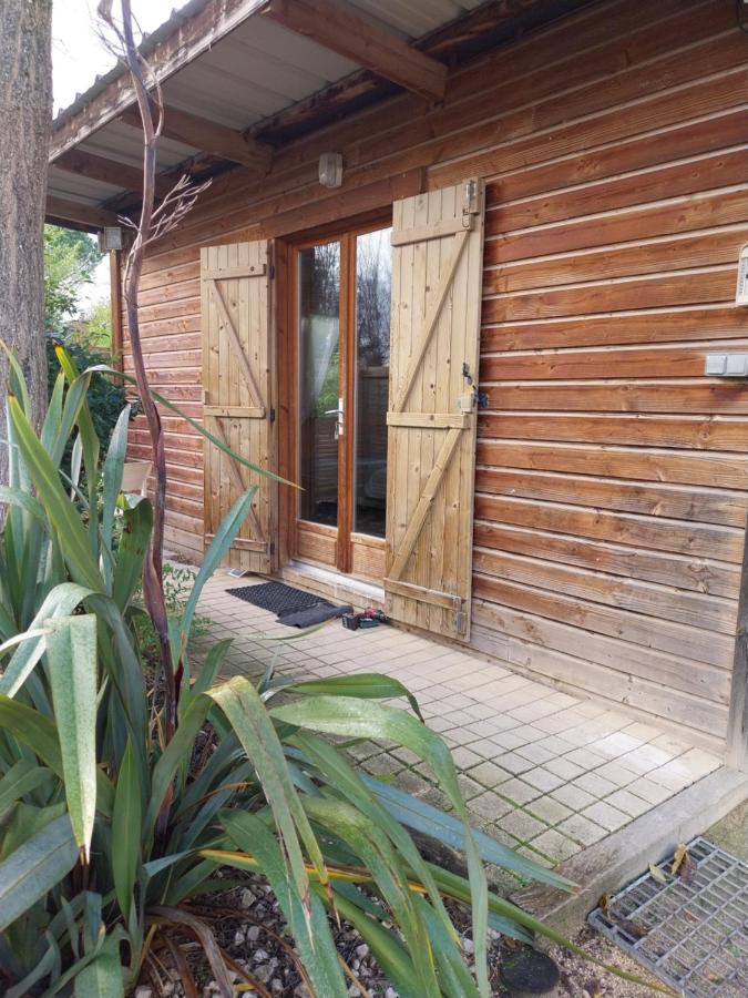 Le Petit Chalet Шанас Екстериор снимка